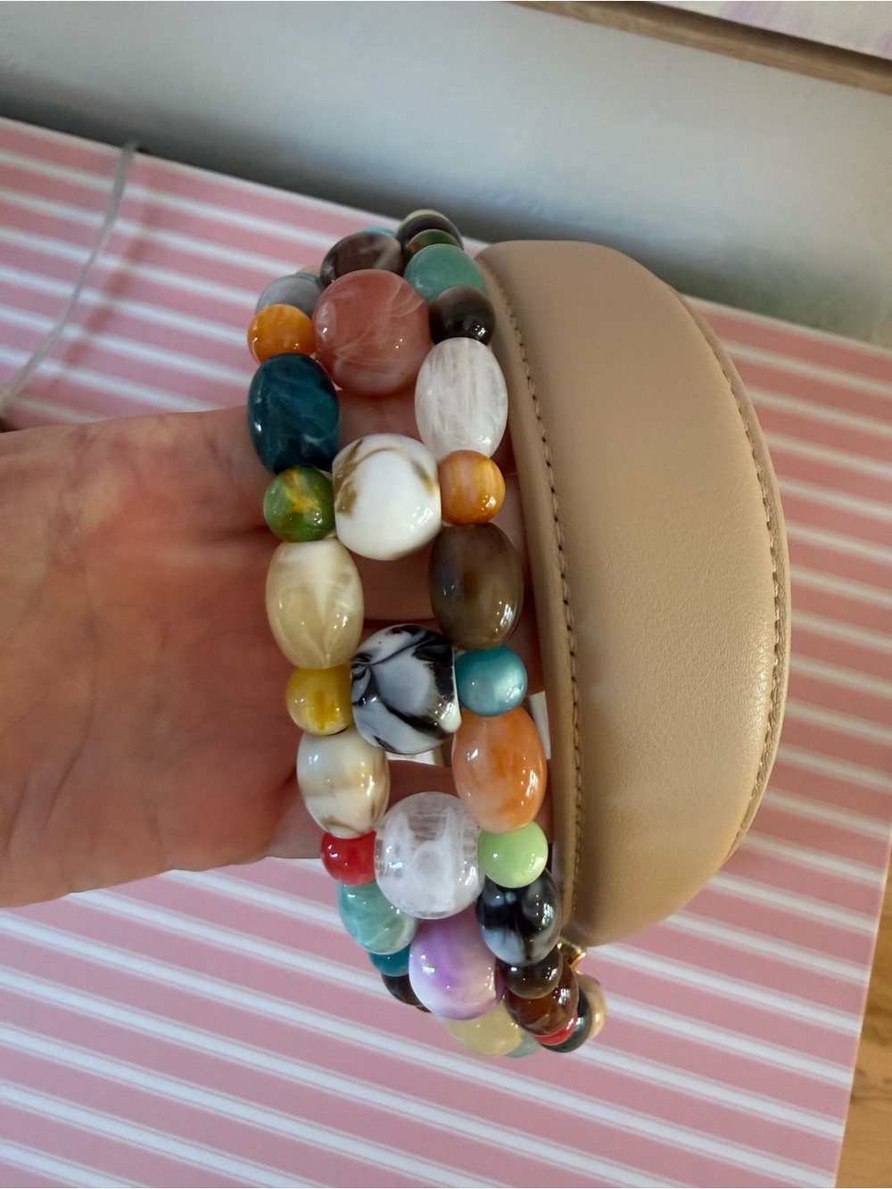 NEW Solen Shoulder Bag - Picture 5 of 11